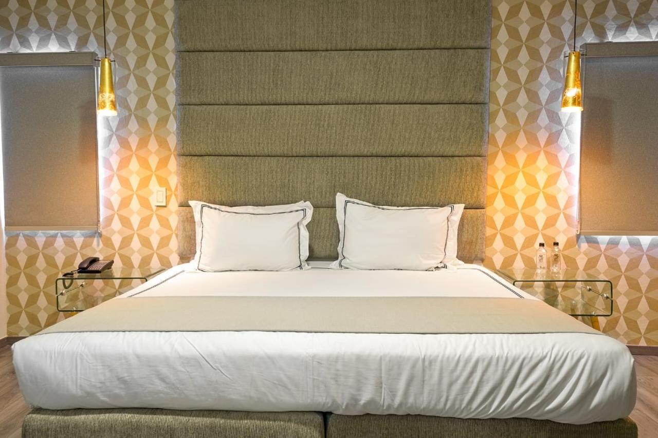 Hotel Posada San Antonio 레이노사 외부 사진